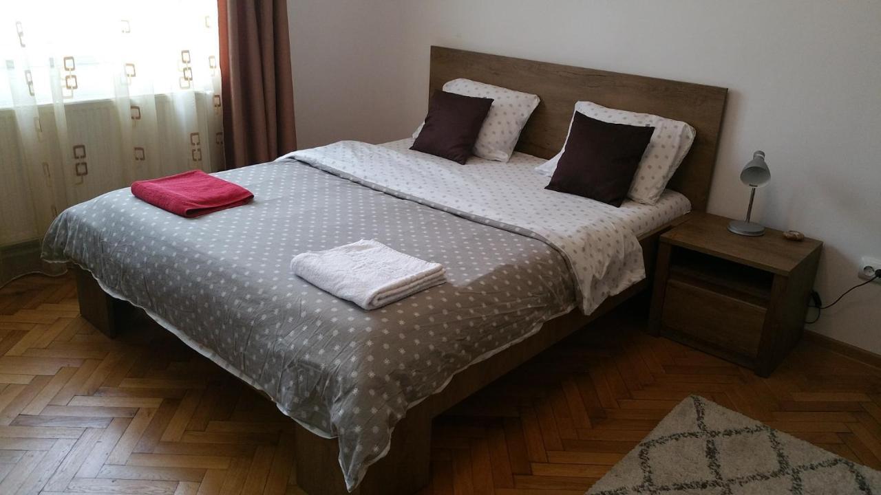 Apartament Lavinia Călimăneşti Esterno foto